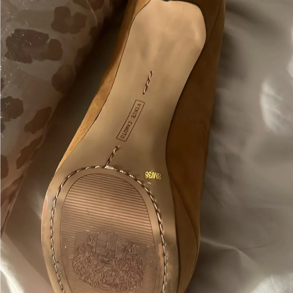 Vince Camuto Tan Suede Heels - Picture 7 of 7